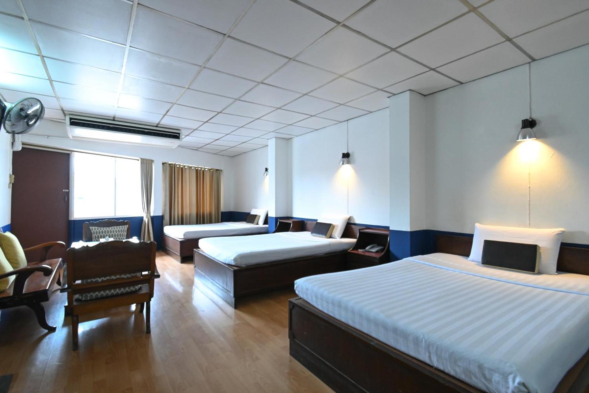 The Krungkasem Srikrung Hotel Banguecoque Quarto foto